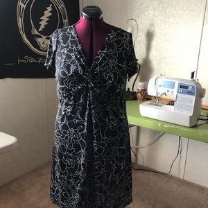 Black and white floral print dress